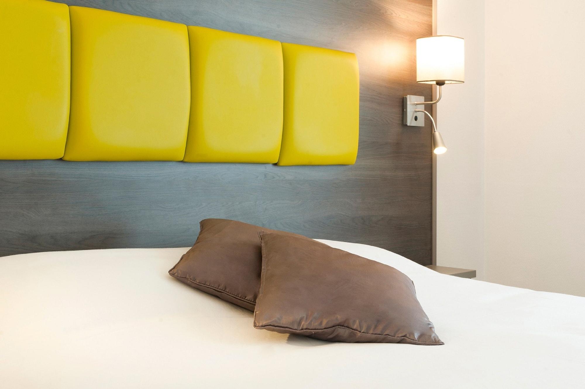 The Originals City, Hotel Le Cheval Rouge, Tours Ouest วิลองดรี ภายนอก รูปภาพ